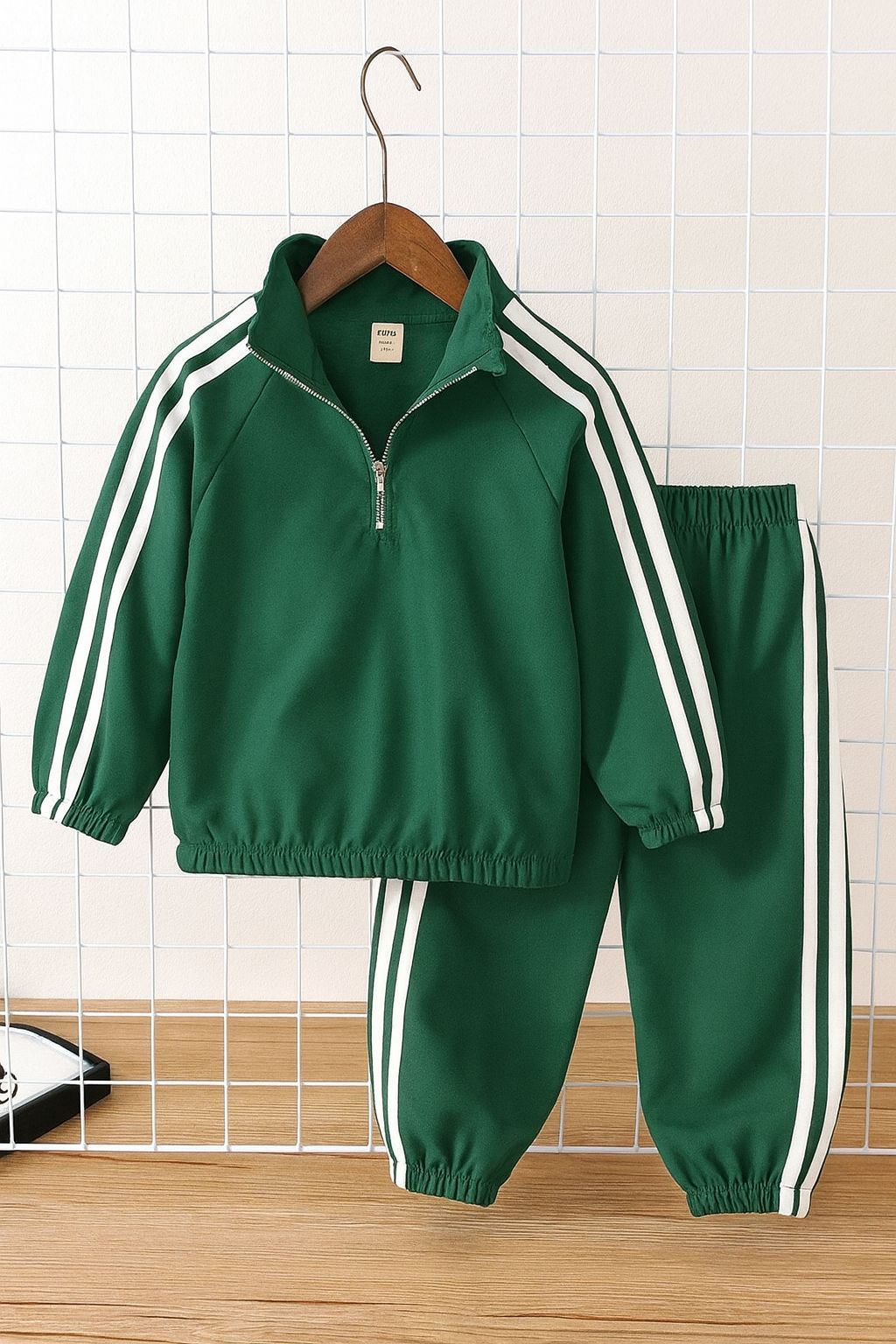 Baby/boy winter raglan style striped tracksuit W2025-010 Green